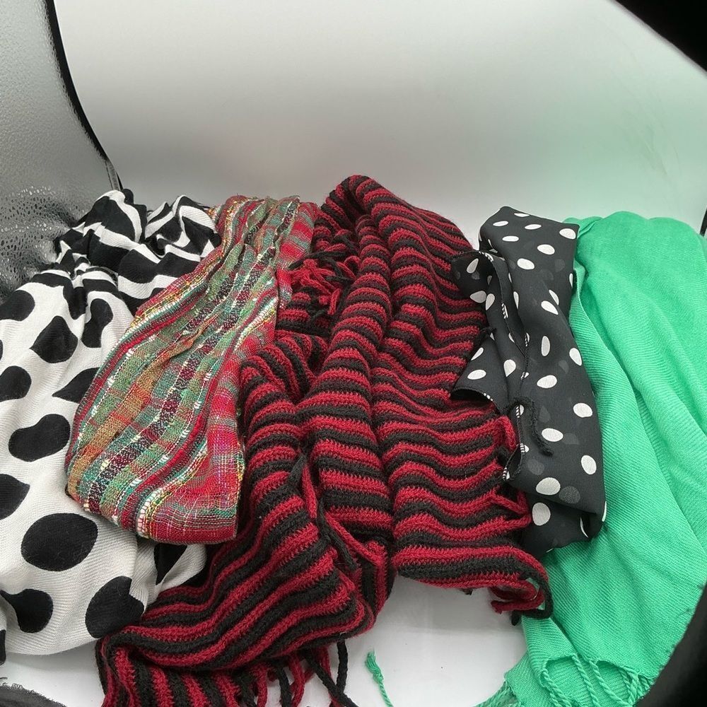 Bundle of 5 colorful scarves of assorted sizes
